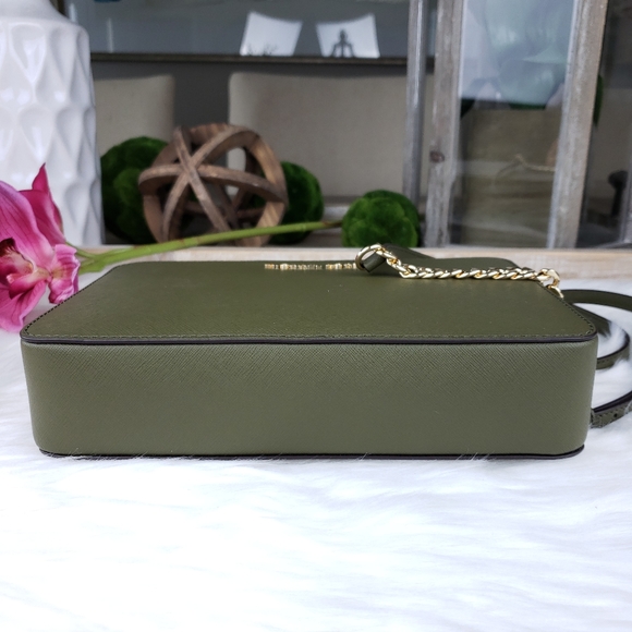 🌺NWOT Michael Kors LG EW crossbody duffle green - Picture 5 of 6